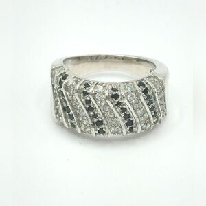 Vintage Silver black & white diamond cocktail ring